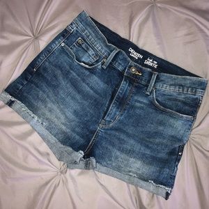 Denizen high-rise denim shorts!